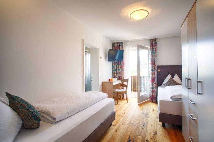 Einzelzimmer (im Nebengebäude)